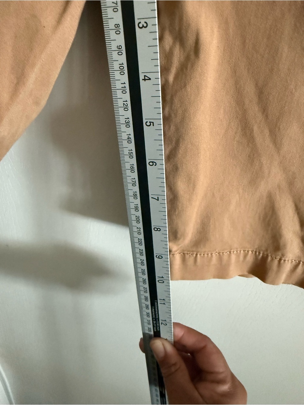 Tory Burch Khaki Tan Chino Bermuda Shorts Gold Logo Button Size 25 - Picture 5 of 7